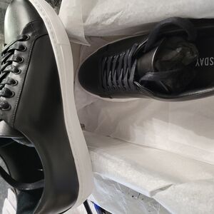 Black Leather Men's Sneakers
